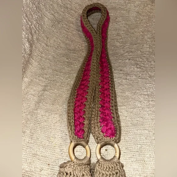 NWT Handcrafted Pink and Tan Crochet Crossbody Bag - Picture 6 of 13